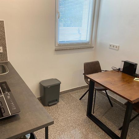 All-In Apartments In Fischeln Mit Gartenblick, Naehe Duesseldorf - Messe - Airport - Helios Krefeld Zewnętrze zdjęcie