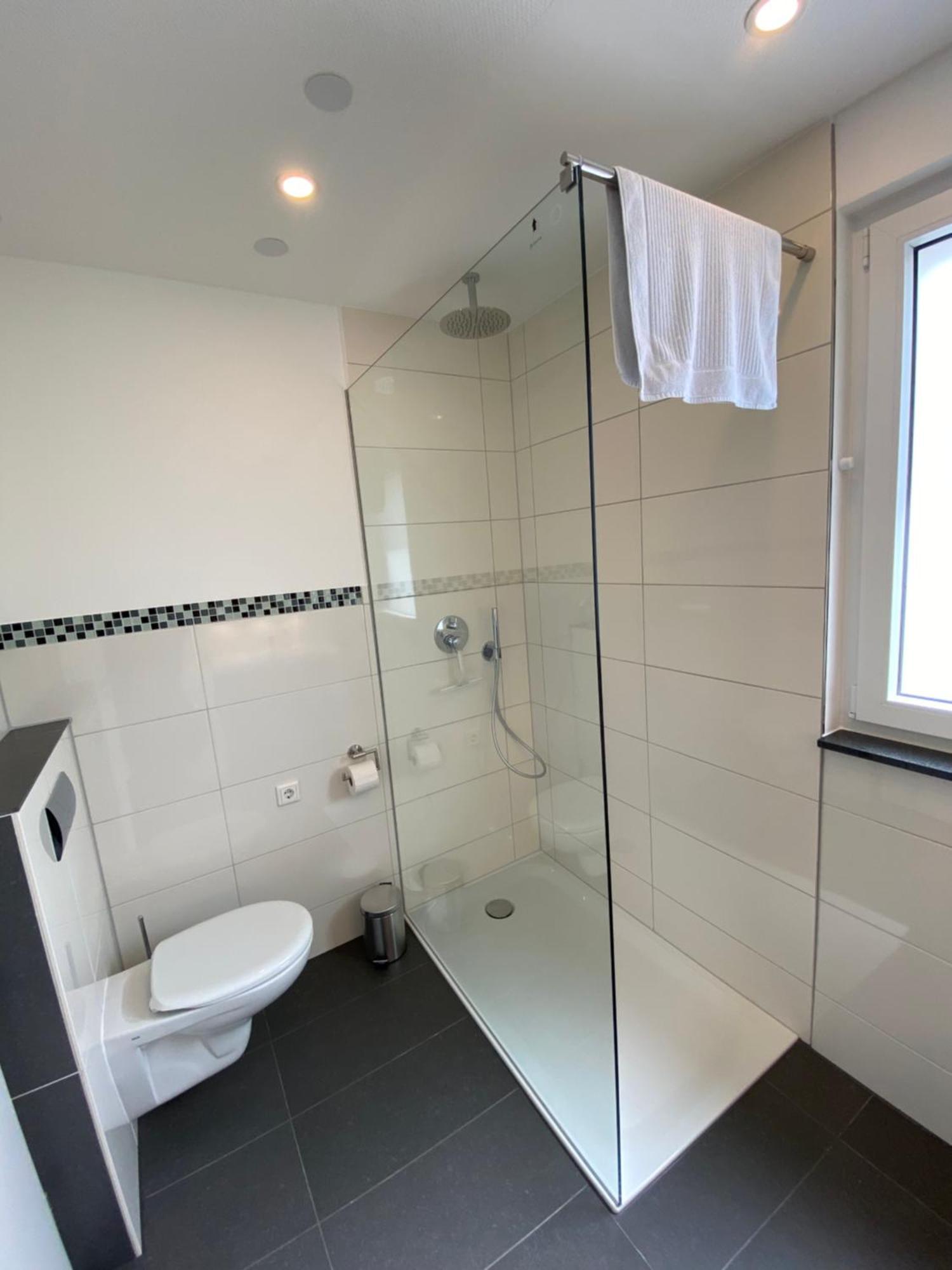 All-In Apartments In Fischeln Mit Gartenblick, Naehe Duesseldorf - Messe - Airport - Helios Krefeld Zewnętrze zdjęcie
